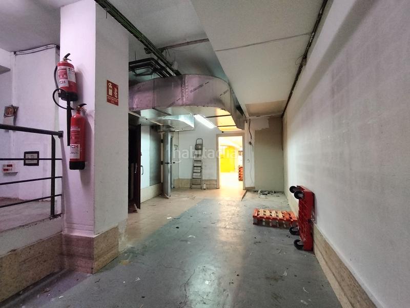 Foto a86e79b6-1962-4dc3-afb5-a327890ff5ea. Location local commercial dans El Camp d´en Grassot i Gràcia Nova Barcelona