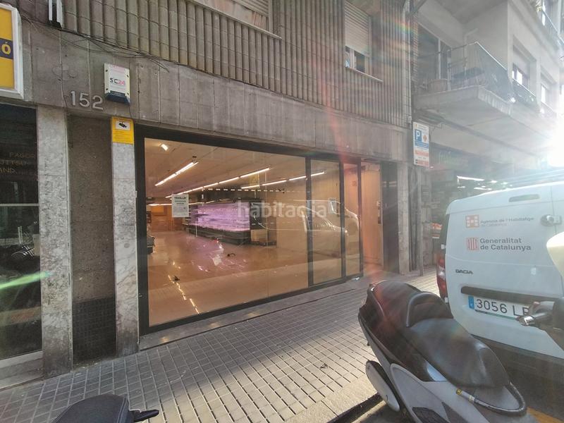 Foto b14c87f6-9578-482d-a808-553aed70a1bf. Location local commercial dans El Camp d´en Grassot i Gràcia Nova Barcelona