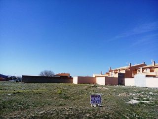 Terreny residencial a Consuegra. Solar  consuegra