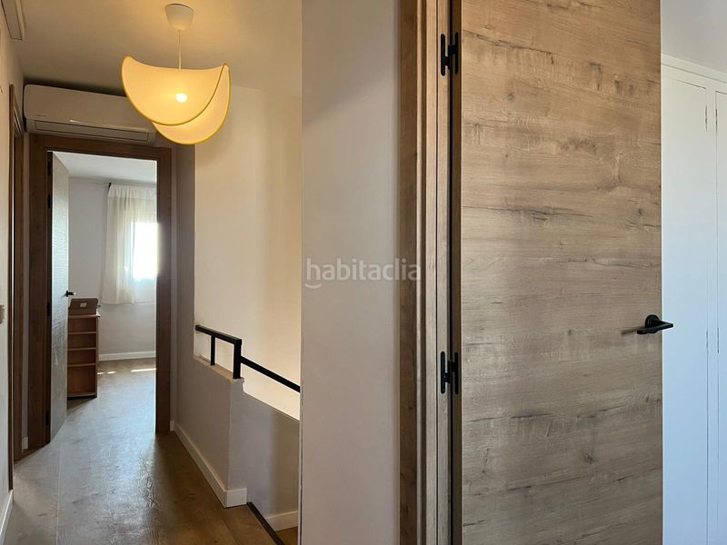 Foto 57331312-581f-447b-ad31-997ed66751eb. Dúplex amb calefacció a La Verneda - La Pau Barcelona