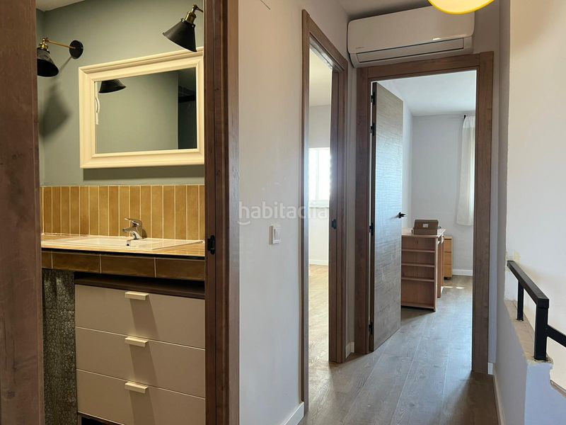 Foto 957a1c14-bd64-4c7d-a3e5-a4eeefe86459. Dúplex amb calefacció a La Verneda - La Pau Barcelona