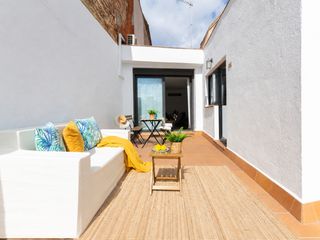 Duplex  Carrer de la riba. Dúplex reformado con terraza, solárium y vistas al parc de vallp