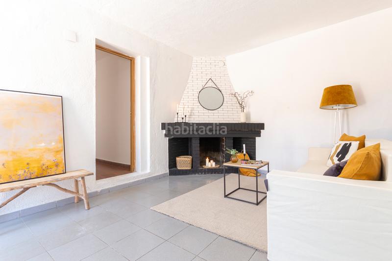 Foto 902c6597-d61d-4a05-8c96-9044a69376ab. Casa aparellada amb xemeneia a Castellnou-Can Mir-Can Solà Rubí