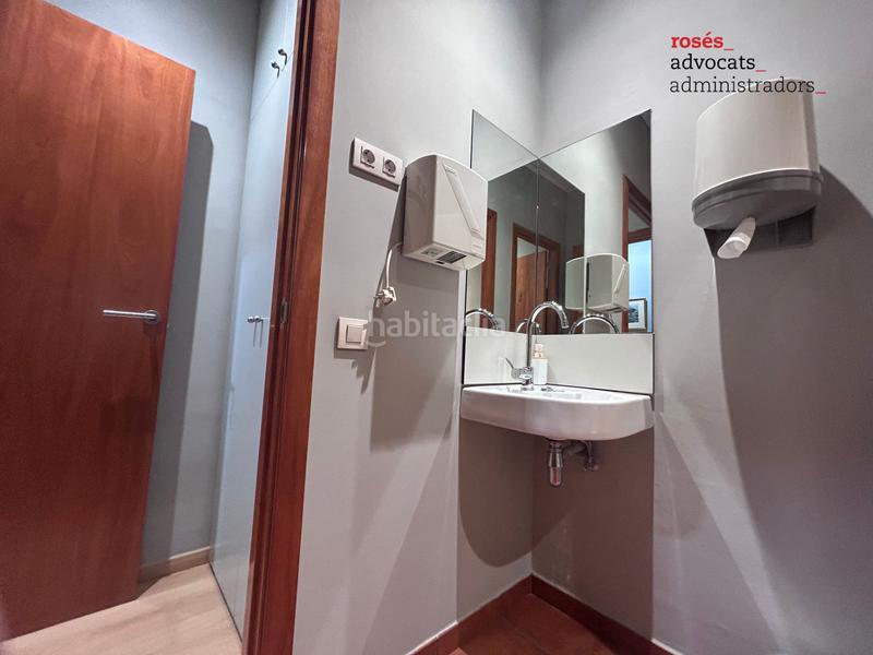 Foto b9b4e665-9ef9-4f7b-82fc-73f5a598177d. Büro mit heizung parking in Vila de Gràcia Barcelona