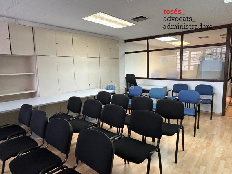 Foto d25704ab-8457-4809-b9b0-0b1fa7db7db8. Büro mit heizung parking in Vila de Gràcia Barcelona