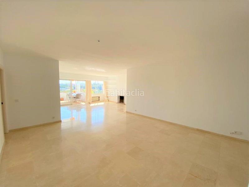 Foto 1bf981e8-9184-4d43-b7d6-958a3e9461cd. Appartement mit parking pool in Guadalmina Alta Marbella