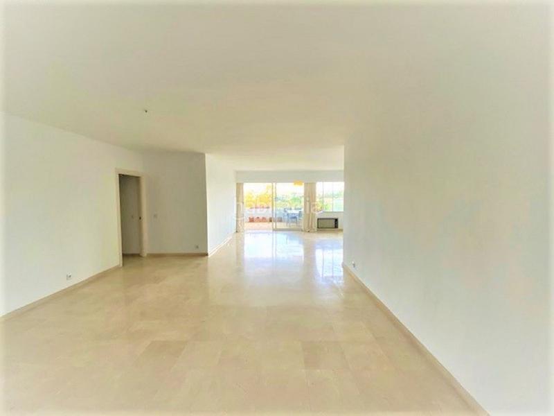 Foto 6e166ee4-5924-4365-8be1-51484c15a98e. Appartement mit parking pool in Guadalmina Alta Marbella