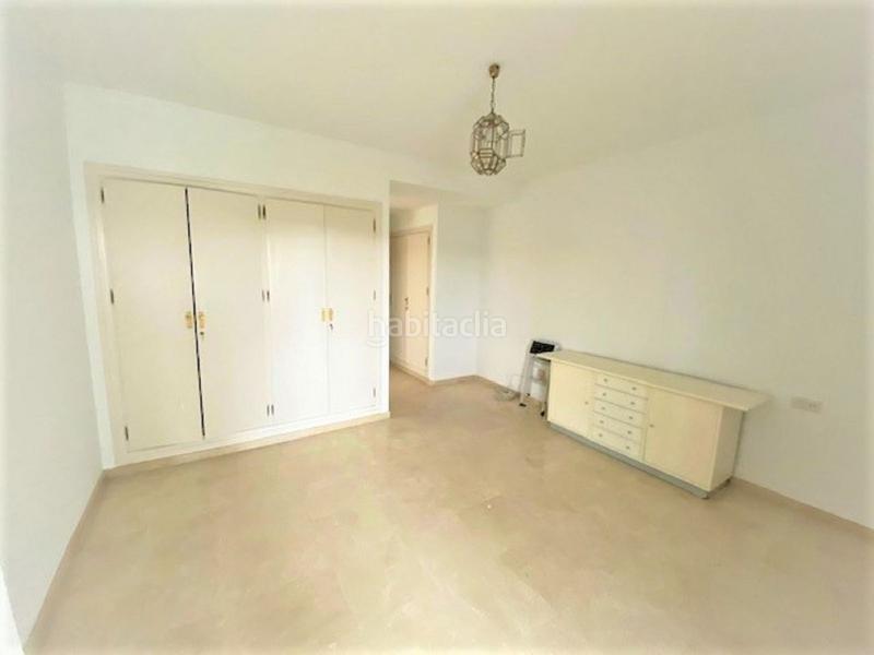 Foto 6f87f58d-23ed-4cb8-b9eb-7983d1a11ec6. Appartement mit parking pool in Guadalmina Alta Marbella