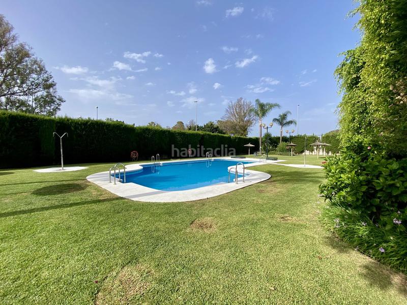 Foto 0be483b8-22f6-4393-9054-dd691f359630. Planta baixa amb aparcament piscina a Nueva Andalucía centro Marbella