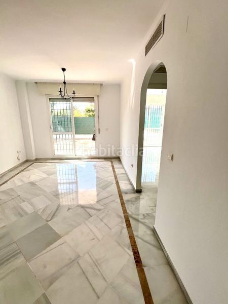 Foto e6c97bc8-797f-4562-804e-9e77f4136be8. Planta baixa amb aparcament piscina a Nueva Andalucía centro Marbella