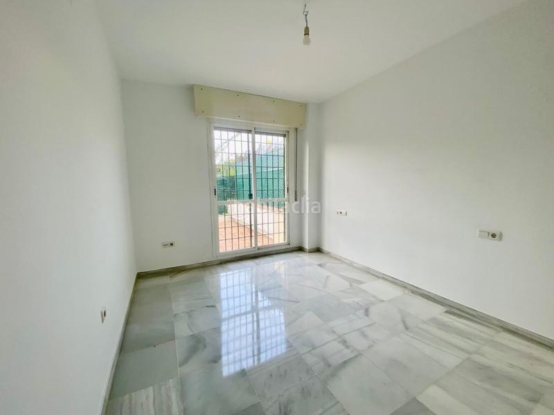 Foto 878112a1-151f-4819-9f59-9e90d992ab17. Planta baja en Nueva Andalucía centro Marbella