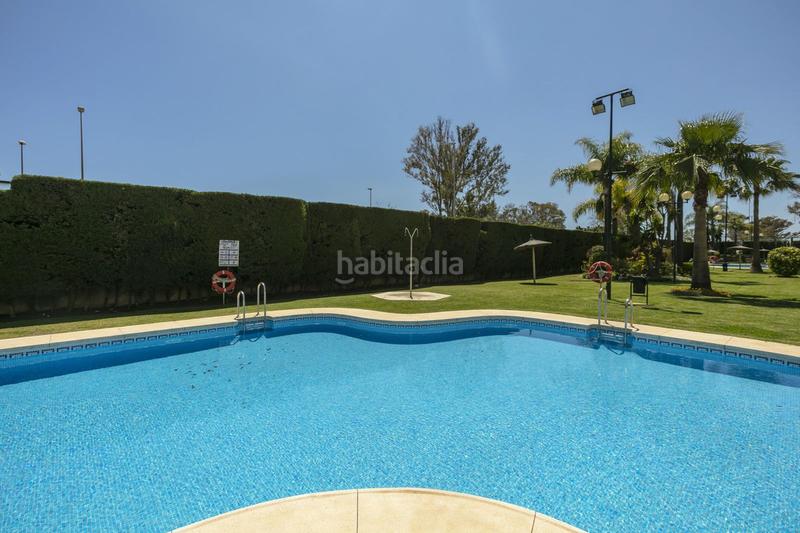 Foto a022deac-7635-44ee-8290-0ae8d9e5f0ee. Rez-de-chaussée avec parking piscine dans Nueva Andalucía centro Marbella
