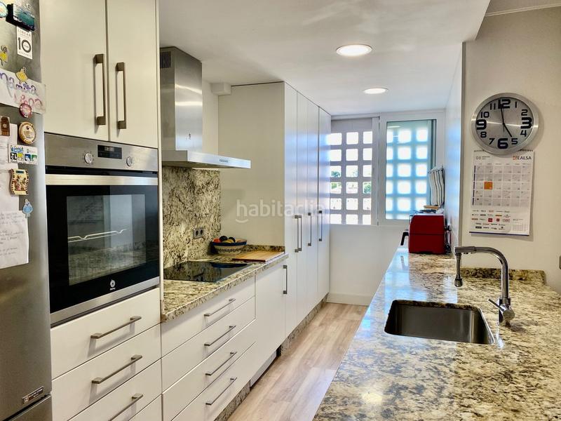 Foto b92a0f23-33f1-45cc-9fe0-7186379ac1e2. Zweistöckige wohnung mit parking pool in San Pedro de Alcántara Pueblo Marbella