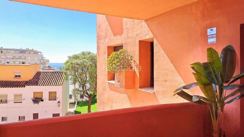 Foto 1fb3c35c-5a7c-44e6-b5a5-1ad29f93eb3a. Apartament amb aparcament piscina a puerto de Estepona Estepona