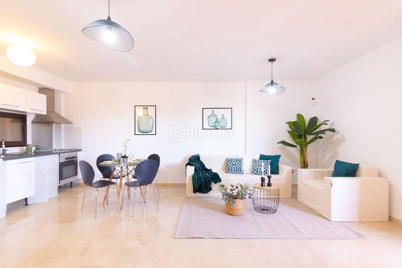 Foto 9ed4b015-5a40-4dd7-8001-9aa175bbaa3f. Apartament amb aparcament piscina a puerto de Estepona Estepona