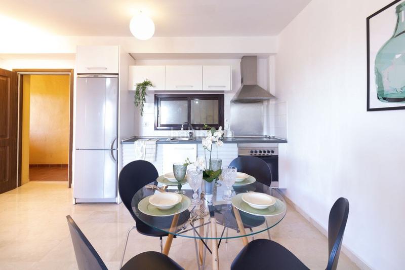 Foto 4c2618b6-c89b-4349-ae85-15f614005ebb. Appartement avec parking piscine dans puerto de Estepona Estepona