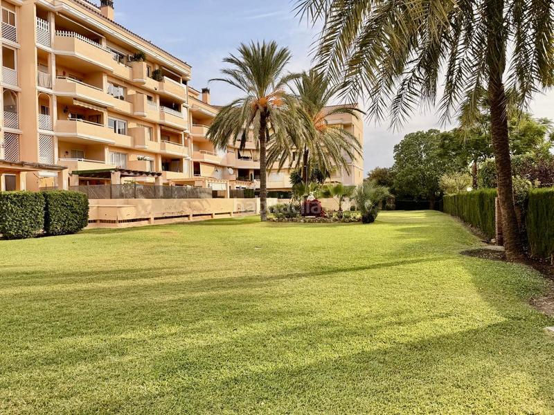 Foto 0f7f35db-0b5a-4f13-b509-5245bcb95b26. Miete appartement mit parking pool in La Concha - Resina Golf Estepona