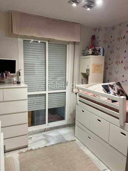 Foto 6a061396-b912-4786-bf3a-3a3e4eb545e9. Erdgeschoss mit parking pool in Nueva Andalucía centro Marbella