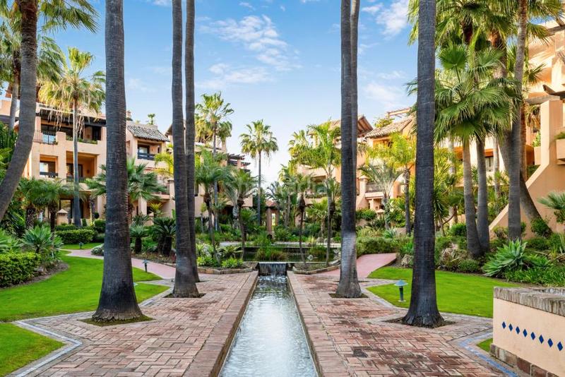 Foto 40361d03-3a58-45ec-875d-ba7a7dfce707. Appartement in avenida del mediterráneo 11 in Nueva Alcántara Marbella