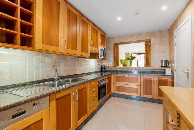 Foto 71e597a6-e28e-426e-a780-ae2502b76cd2. Appartement in avenida del mediterráneo 11 in Nueva Alcántara Marbella