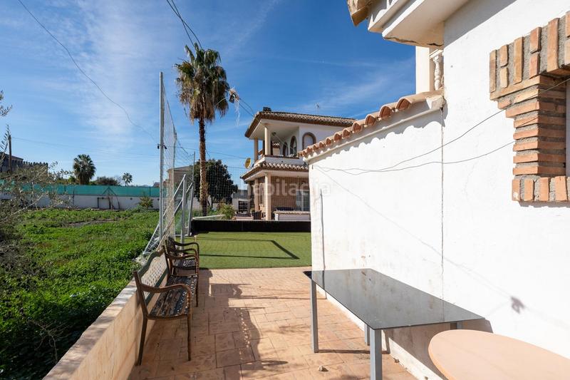 Foto 39f817c1-1dda-4551-8124-1b995c940851. Xalet a calle titán 8 a Ogíjares