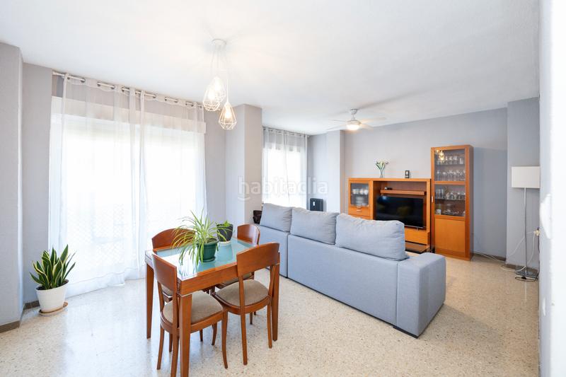 Foto 0b351169-ae44-46d7-97f3-7ad2eda7244a. Flat in calle melchor almagro 9 in Camino de Ronda Granada