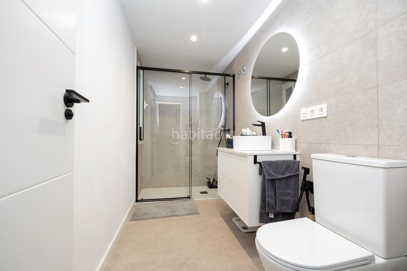 Foto 3dd703cb-1e0a-443a-b6e1-6c93ffaf336b. Flat in calle melchor almagro 9 in Camino de Ronda Granada