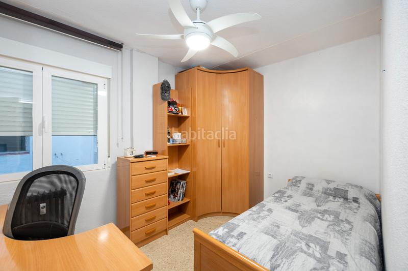 Foto 40309cf1-e7ed-49c7-9c57-d2e3da230889. Flat in calle melchor almagro 9 in Camino de Ronda Granada