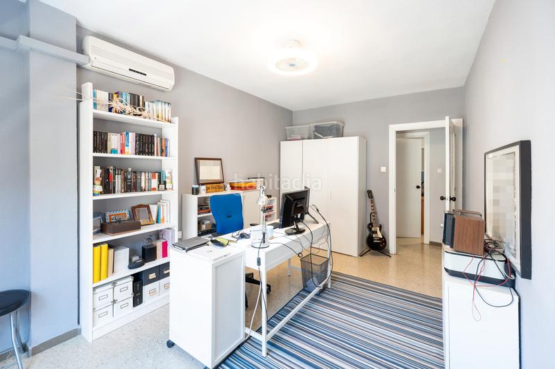 Foto 51892157-6b30-49e7-bdc3-3ed24db574ed. Flat in calle melchor almagro 9 in Camino de Ronda Granada