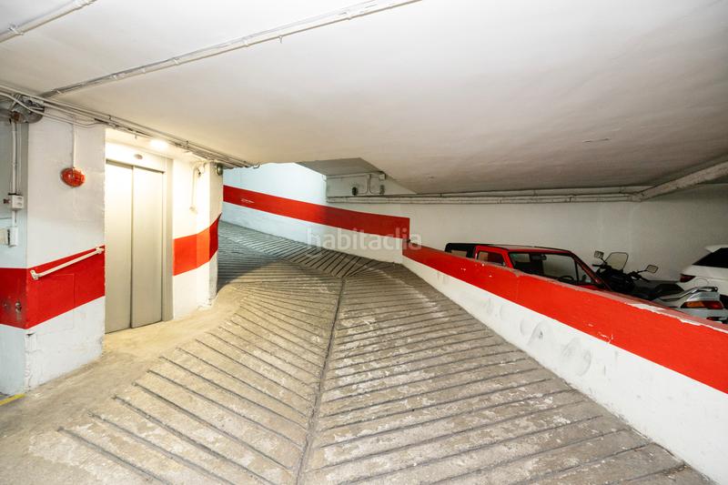 Foto 578ee3c7-1490-41ce-bef8-868624d85315. Flat in calle melchor almagro 9 in Camino de Ronda Granada