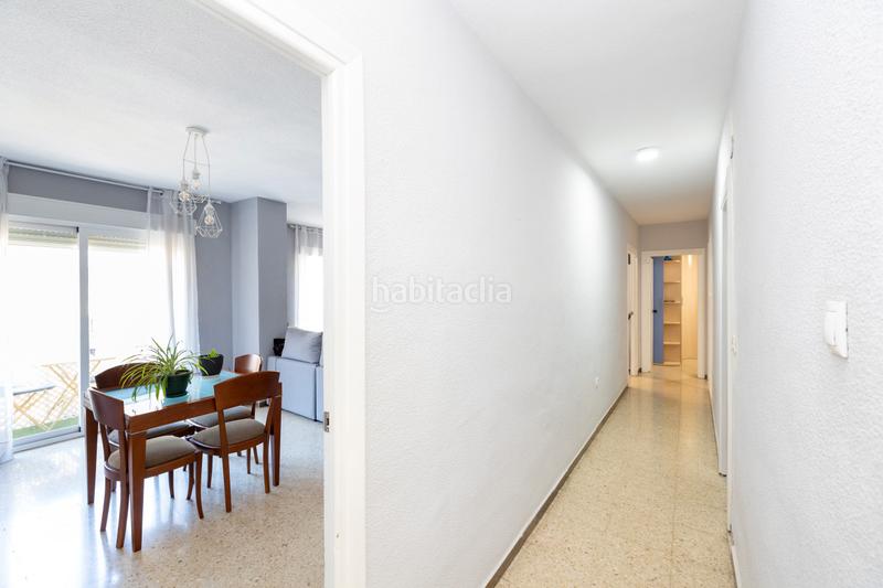 Foto 7999a48c-347c-45bd-908a-394fd65303b1. Flat in calle melchor almagro 9 in Camino de Ronda Granada