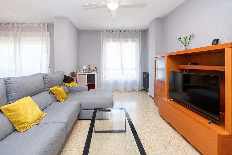 Foto e805cb58-54cc-47b6-b740-3a7013e9e029. Flat in calle melchor almagro 9 in Camino de Ronda Granada