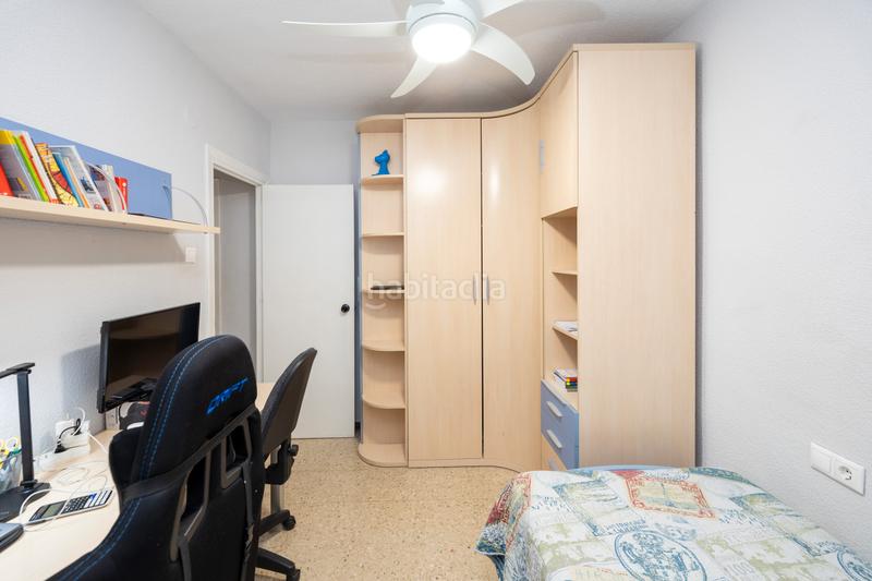 Foto e94f68a4-ca0c-4d33-85ef-77817368f54c. Flat in calle melchor almagro 9 in Camino de Ronda Granada