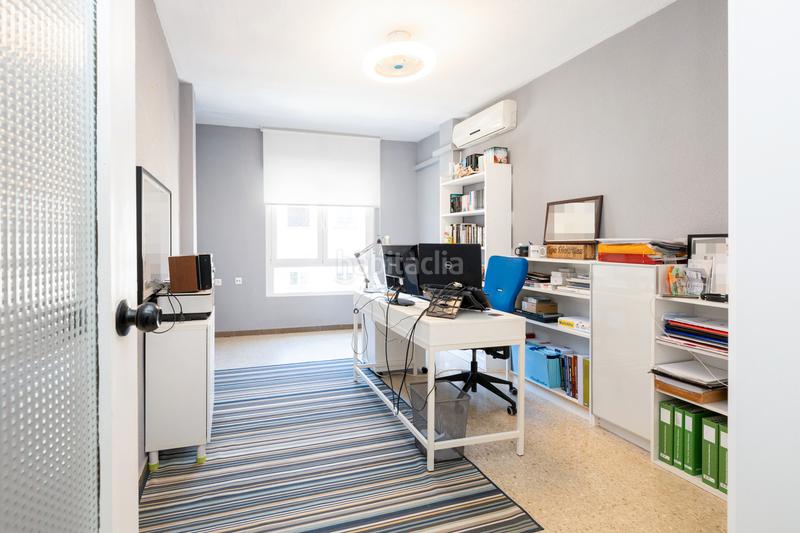 Foto 7ea37331-aea4-46d7-8dc3-4c521d2a93a1. Pis a calle melchor almagro 9 a Camino de Ronda Granada