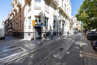 Aparcament cotxe  Calle tablas