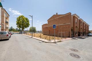 Terreno residencial  Calle de la redonda