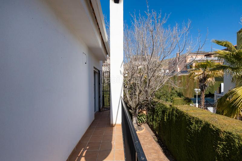 Foto 0f33e5c9-49a4-4073-8610-d6639ef6e477. Chalet en calle quinto centenario 9 en Pinos Genil