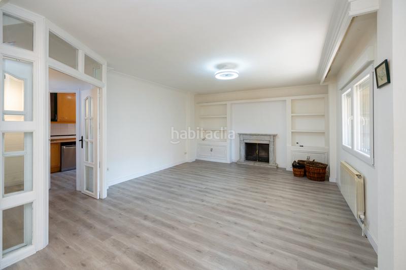Foto 3c5a492a-8cff-46c0-a28f-834f270ae366. Chalet en calle quinto centenario 9 en Pinos Genil