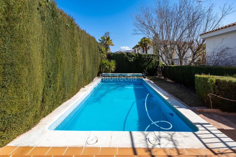 Foto 96d35cf2-fe40-40aa-871a-07695f783b2d. Chalet en calle quinto centenario 9 en Pinos Genil