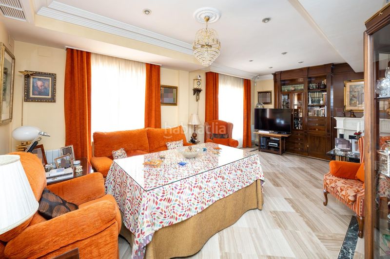 Foto 1b4c55e9-cd22-4847-a5b2-f5be42e26747. Casa pareada en Cájar