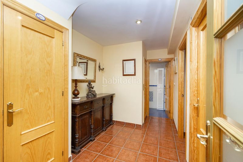 Foto 45008391-1e5b-4aff-9e50-7e5d345f586d. Casa pareada en Cájar