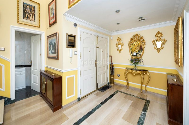 Foto ed6c35a7-68a2-40d6-a920-e1212757fe85. Casa pareada en Cájar