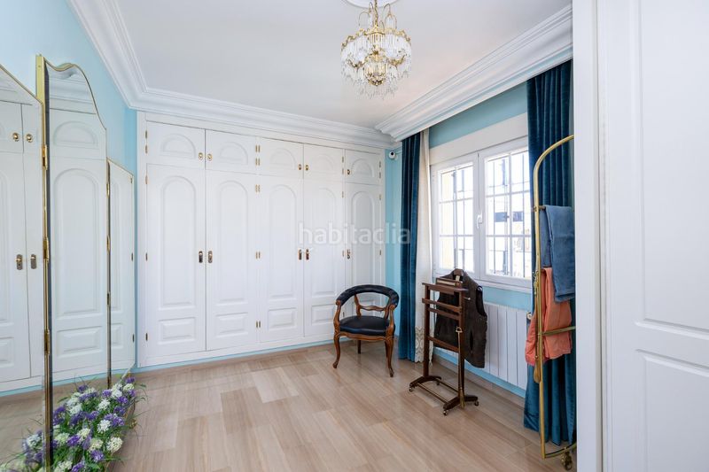 Foto ef431caf-6a2e-4d92-af45-4a43357897bc. Casa pareada en Cájar