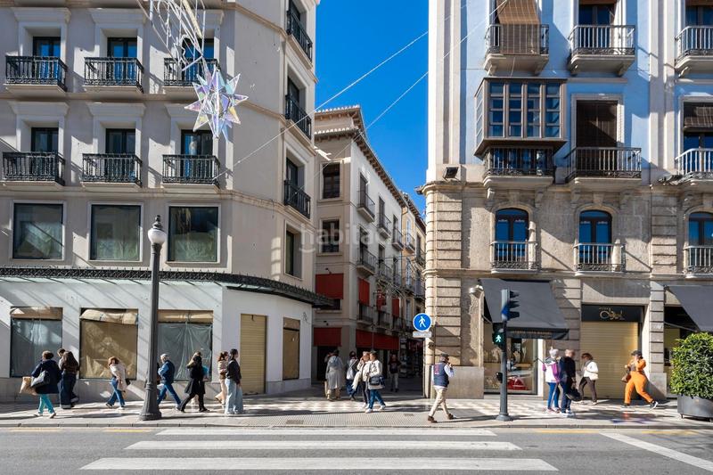 Foto 2be8d625-8138-4cf1-9d69-0a17a3240f1c. Local comercial en Centro - Sagrario Granada
