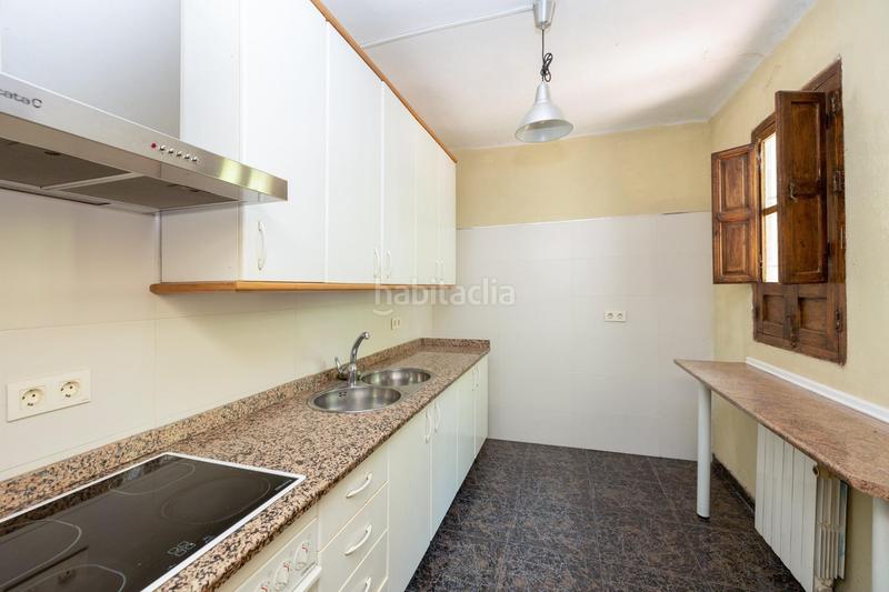 Foto b3e8a1aa-9780-44f2-b270-af586b74b2f0. Casa en paseo santa ana 15 en Atarfe