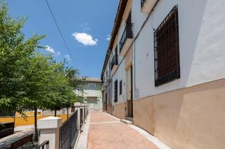 House in Paseo santa ana 15