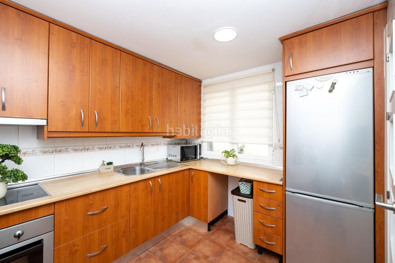 Foto c2483b56-3139-48fe-93cb-b1ea56bad8e4. Maison jumelée avec terrasse dans Barrio de la Vega Monachil