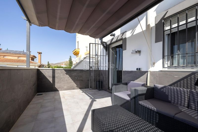 Foto dba77ed0-197f-4808-8241-d4b6703451ec. Maison jumelée avec terrasse dans Barrio de la Vega Monachil