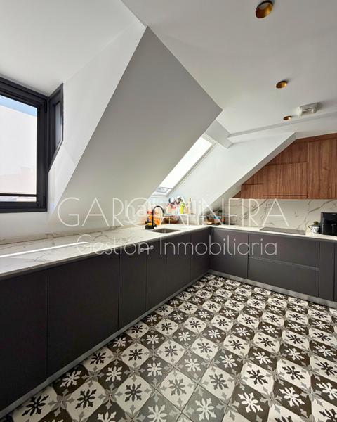 Foto b2465007-44b4-471d-adf9-176557b3ed11. Attico con riscaldamento parcheggio in La Ería Oviedo