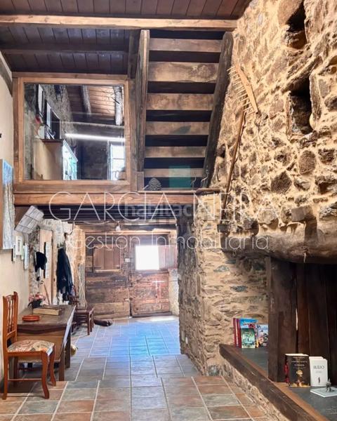 Foto f2eaf578-7596-4caa-b745-5a5dc8b4fbe1. Mas dans estrada de gundián 22 dans Baralla